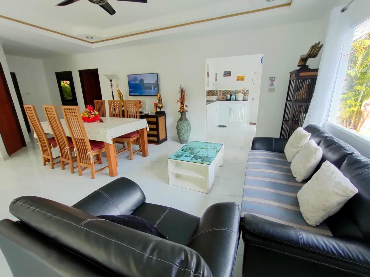 Corner Villa - Pattaya Holiday House Walking Street 4 Bedrooms Luaran gambar